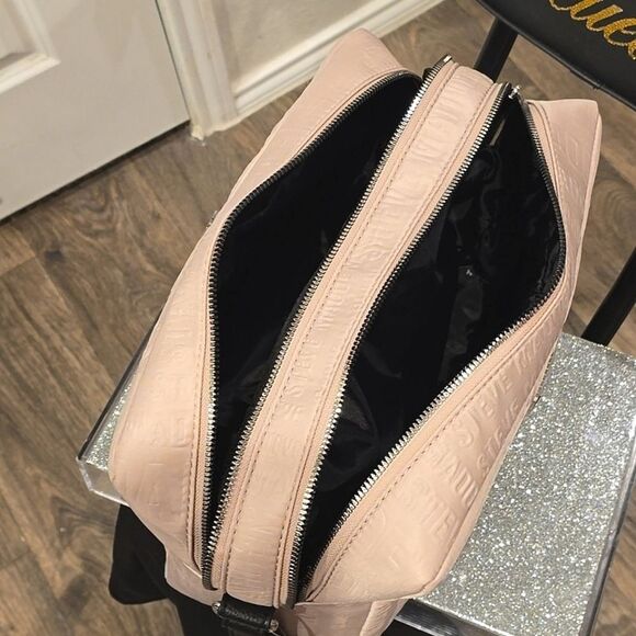 Steve Madden Embossed Logo Double Zip Nylon XL Cosmetic Bag- Blush - Picture 9 of 12